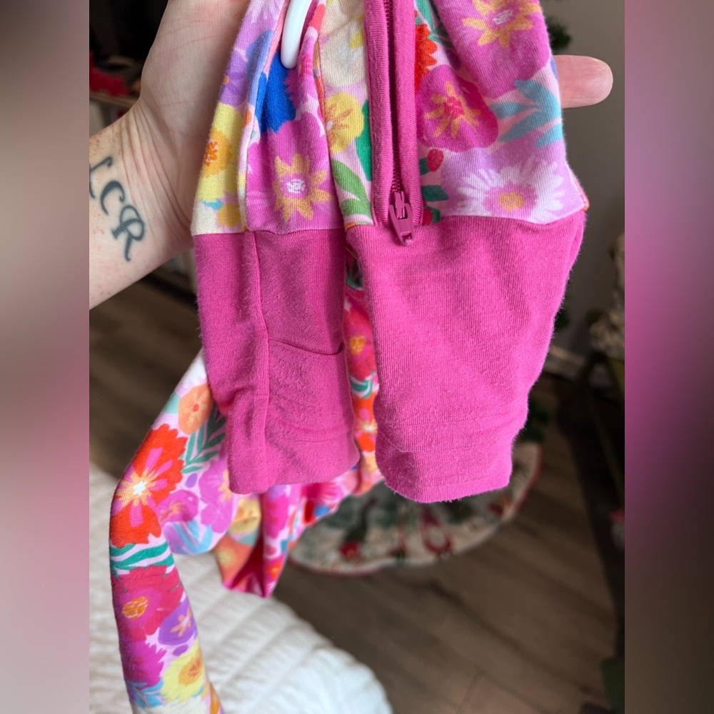 Little Sleepies Rainbow Blooms Zippy Pajamas Size 12-18M GUC - Picture 8 of 8